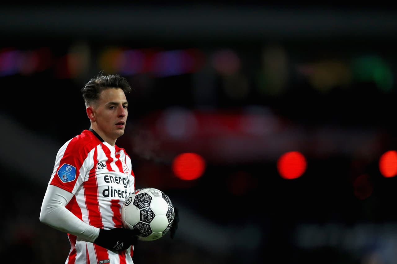 El colombiano creció mucho en el equipo, conquistó tres títulos de liga, dos de copa y disputó 172 encuentros en los que anotó 10 goles y dio 21 asistencias.