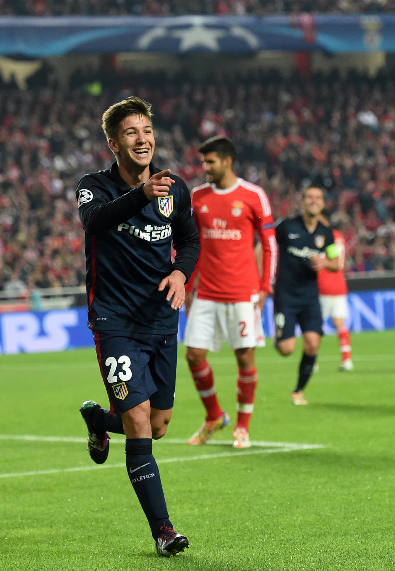 Benfica 1-2 Atlético de Madrid: Los Colchoneros se imponen en Lisboa y pasan líderes