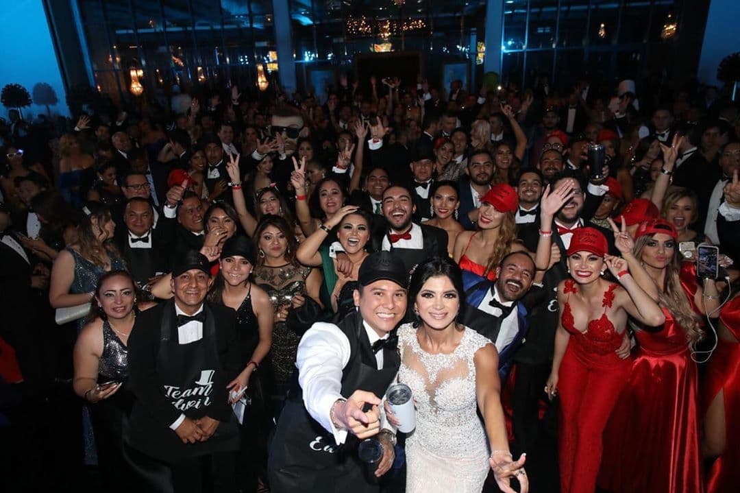 A pesar de las polémicas, la pareja llegó al altar y se casaron el 27 de julio. En la boda no ocurrió ningún altercado que haya sido del conocimiento público.