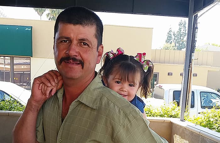 Un jardinero mexicano con 18 años en EEUU fue detenido en una redada donde se buscaba a otro que había vivido en la misma casa 