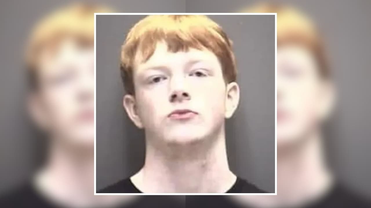 "¿Qué he hecho?": Adolescente es sentenciado por asesinar a su amigo, a quien había invitado a su casa