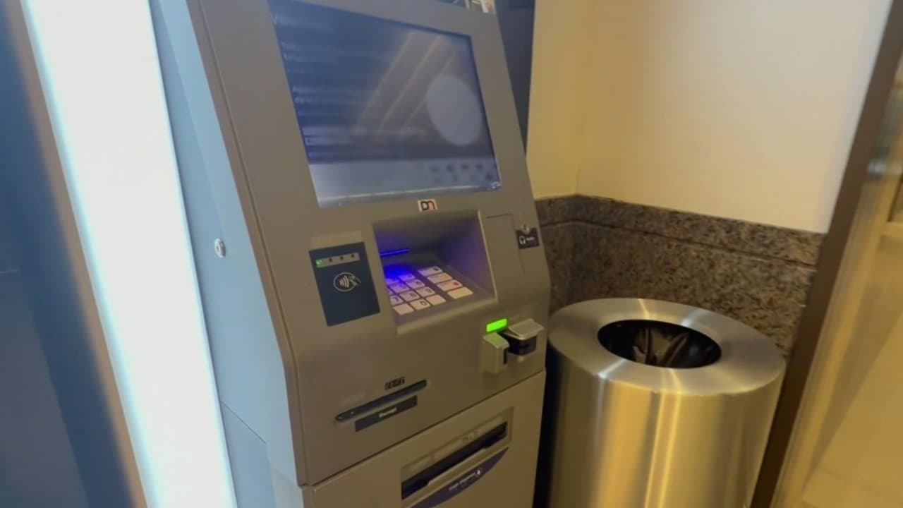 Visa y Mastercard pagarán $167 millones tras acuerdo por cajeros independientes: ¿Calificas para una compensación?