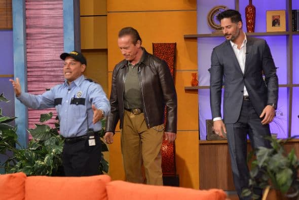 Arnold Schwarzenegger y Joe Manganiello en Despierta