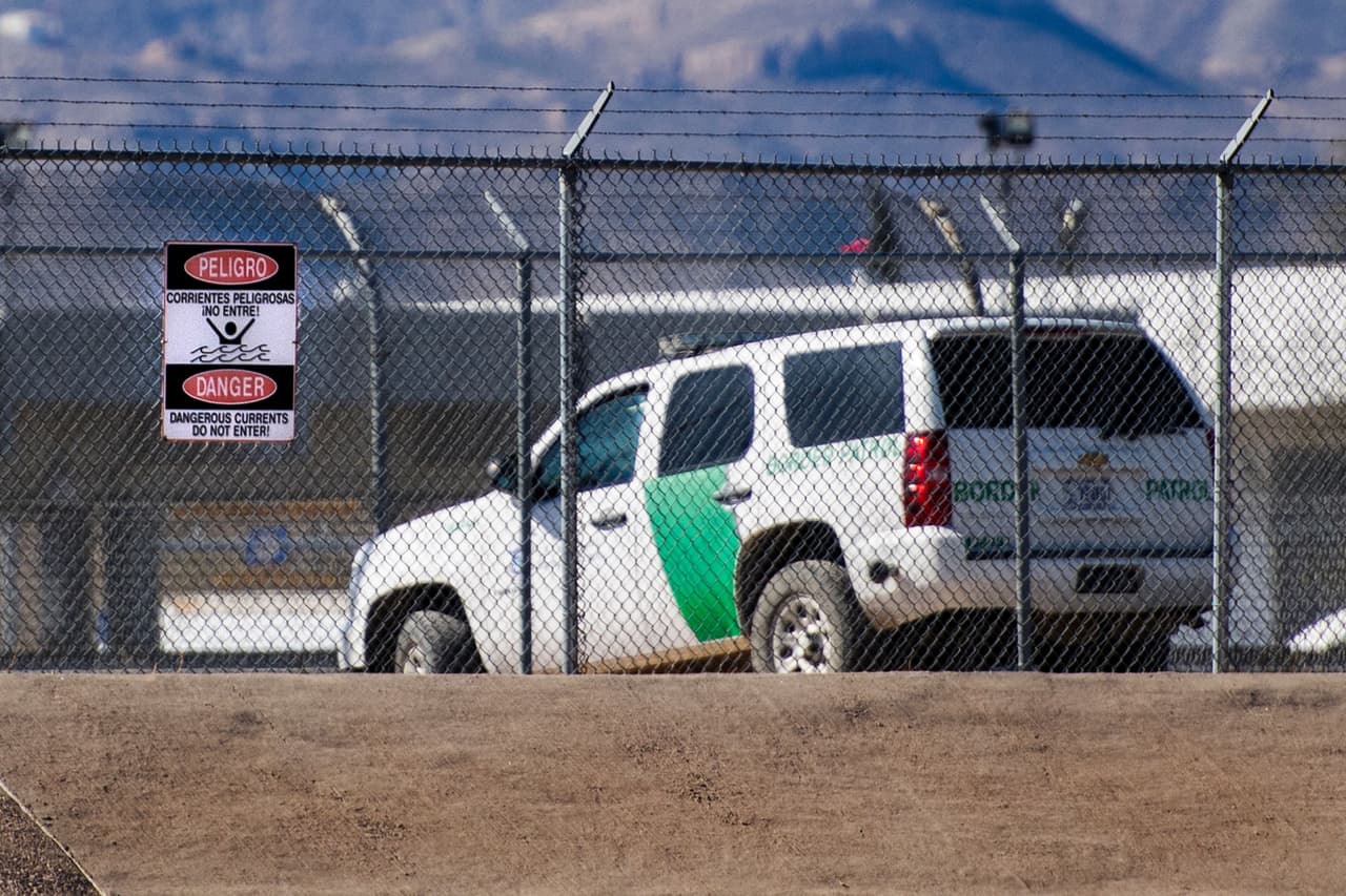 Acusan a un agente de la Patrulla Fronteriza en Arizona por atropellar a un inmigrante indocumentado