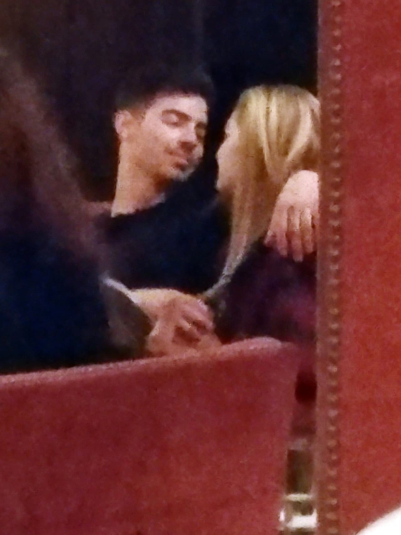 Joe Jonas y Gigi Hadid sí tienen más que una amistad.