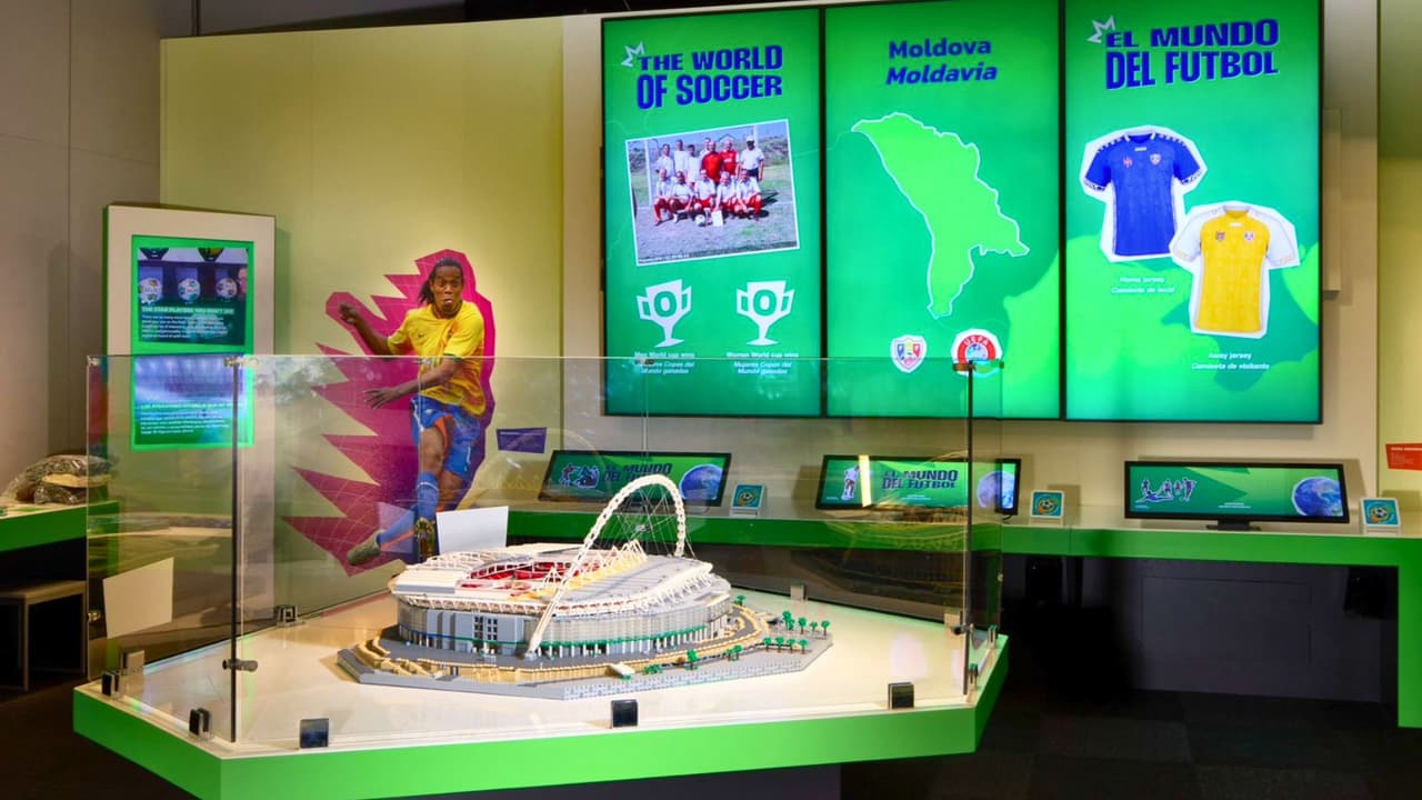 Así es la exposición de fútbol del Museo Perot que conecta deporte y ciencia