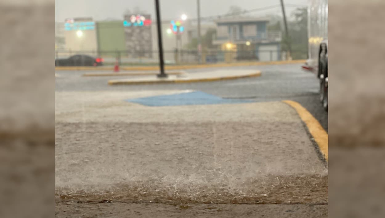 Mucha lluvia y fuertes vientos: Puerto Rico siente el paso de la tormenta tropical Fiona