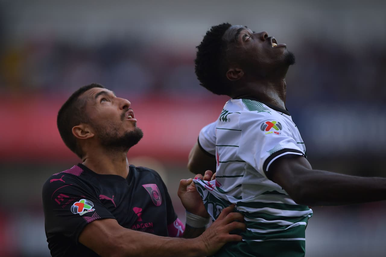 11: Djaniny Tavares - Santos: Su torneo no ha sido tan bueno como se esperaba de él. Con los 8 puntos de la jornada 14, el caboverdiano suma 41 en el torneo.