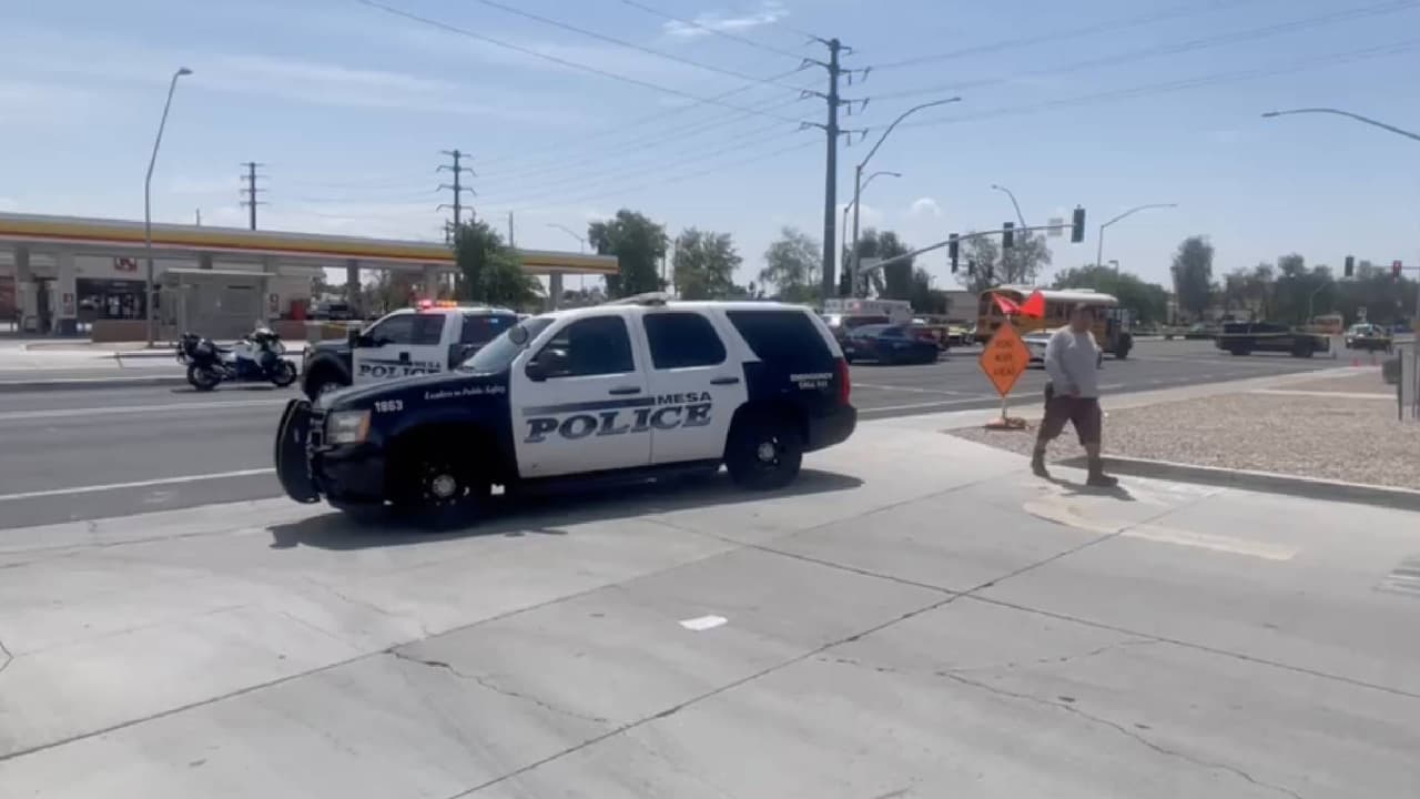 Aparatoso accidente entre ocho vehículos deja una persona sin vida en Mesa