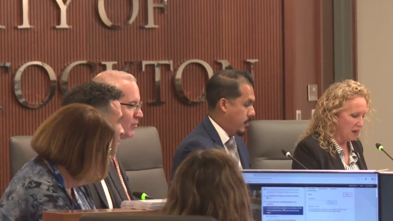Alcaldesa Christina Fugazi busca remover a Jason Lee como vicealcalde de Stockton