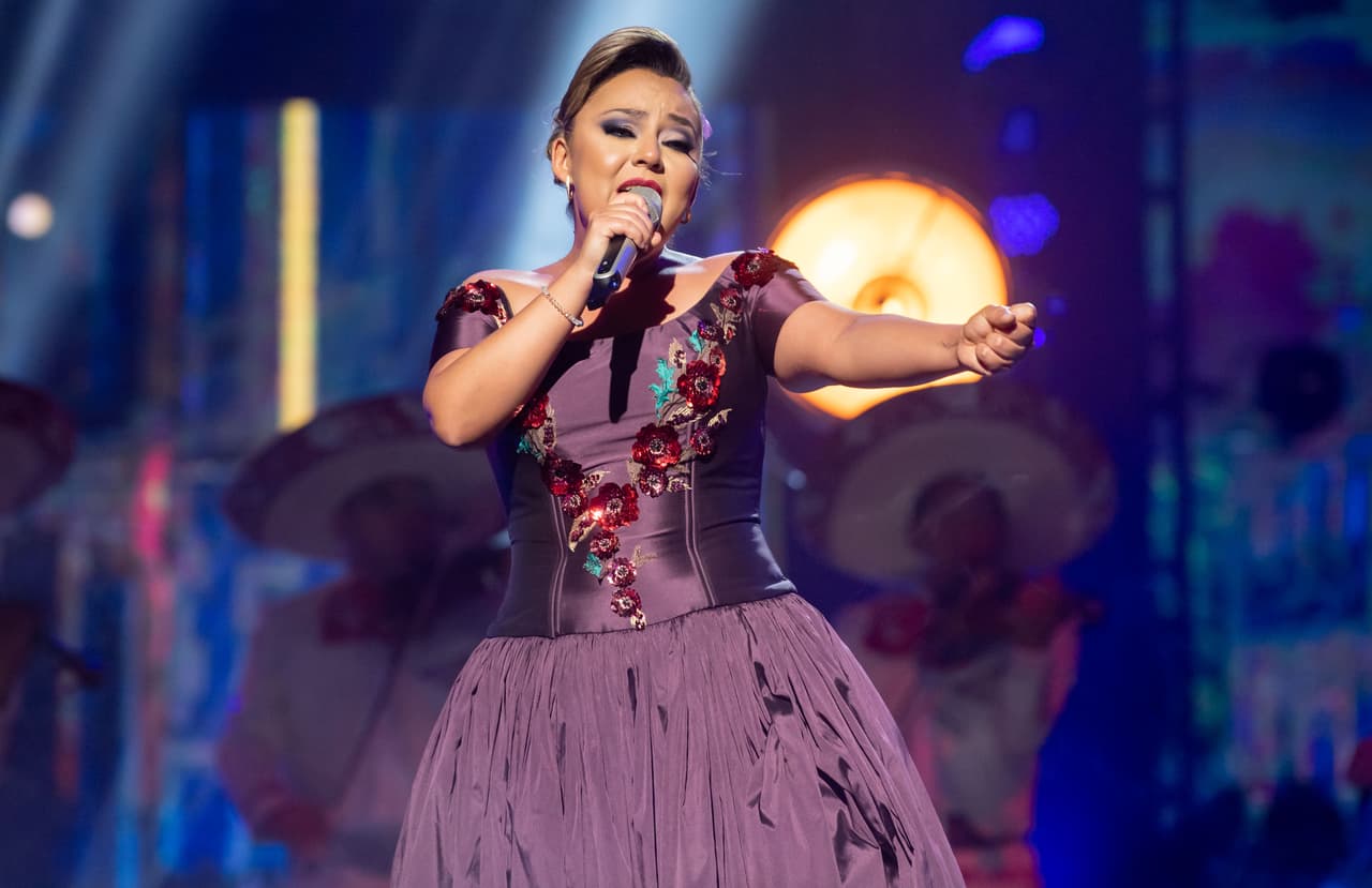 Ya en el duelo a muerte, Verónica Linares y su imitación de Rocío Dúrcal nuevamente se volvió a llevar las palmas al cantar 'La Diferencia'.