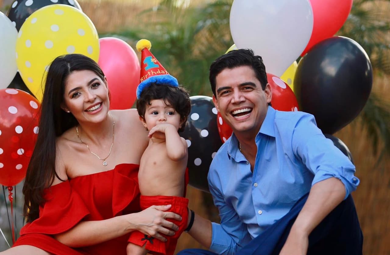 Nos encanta verlos sonreír. No hay nada mejor que la alegría que nos dan los hijos.