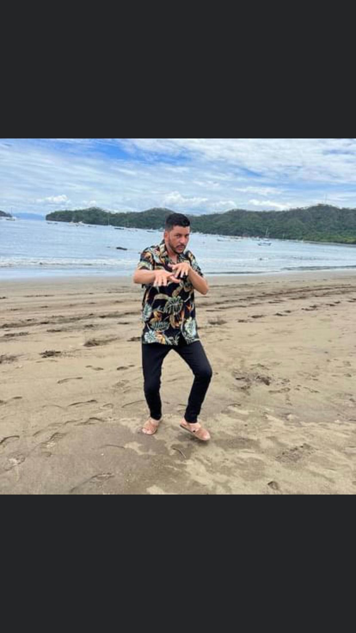 Luis Ángel Franco Rivera, nombre completo de 'El Flaco', tiene una hija biológica, Ángela, de 19 años, a quien procreó con su primera esposa, María de los Ángeles. Luis, de 13 años, nació de la relación con Maricruz Robles. 
<br>