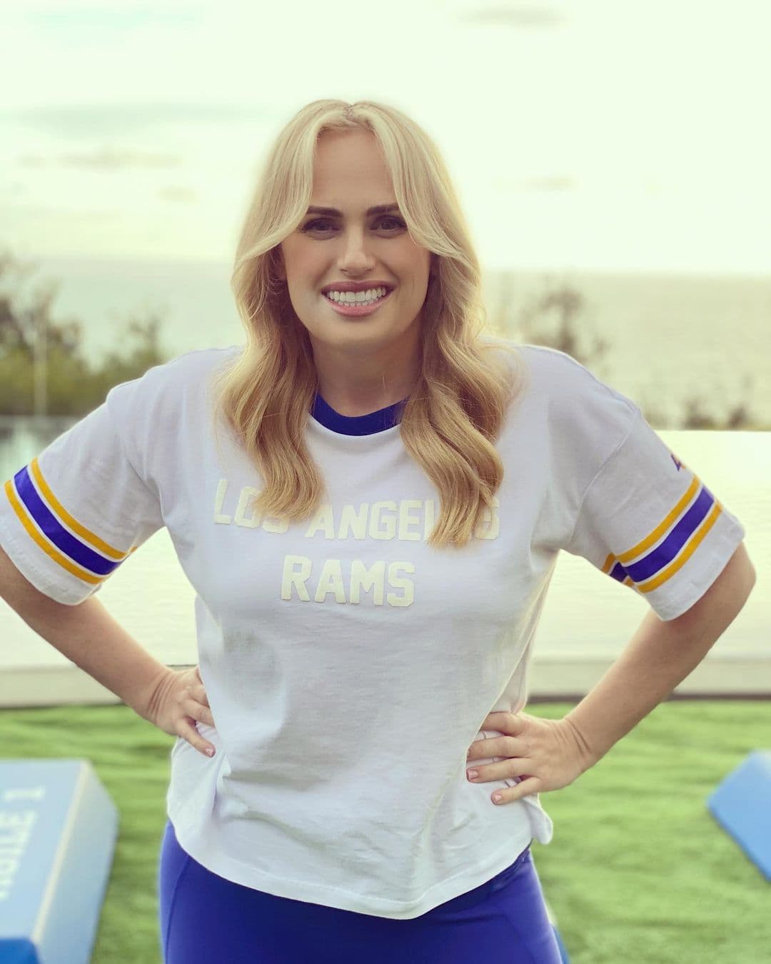 También protagonizará y producirá una comedia de porristas para Netflix llamada ‘Senior Year’.