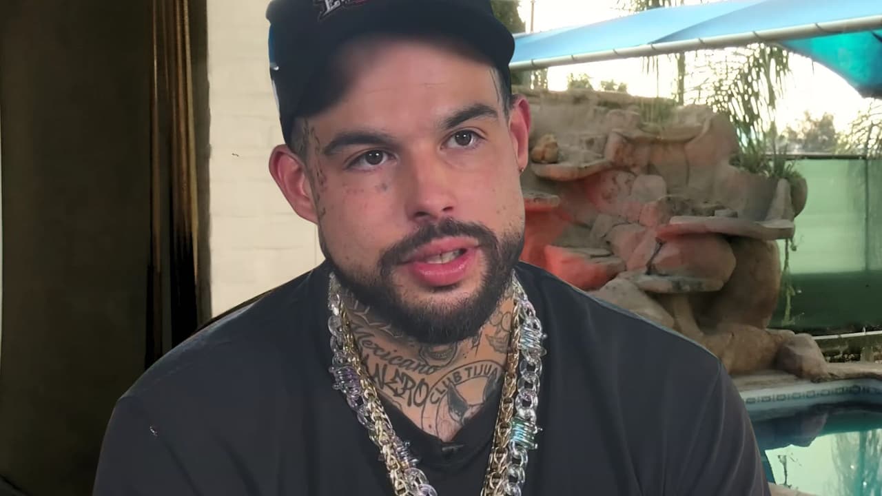 Emiliano Aguilar intenta no llorar al hablar del distanciamiento con su padre y hermanos