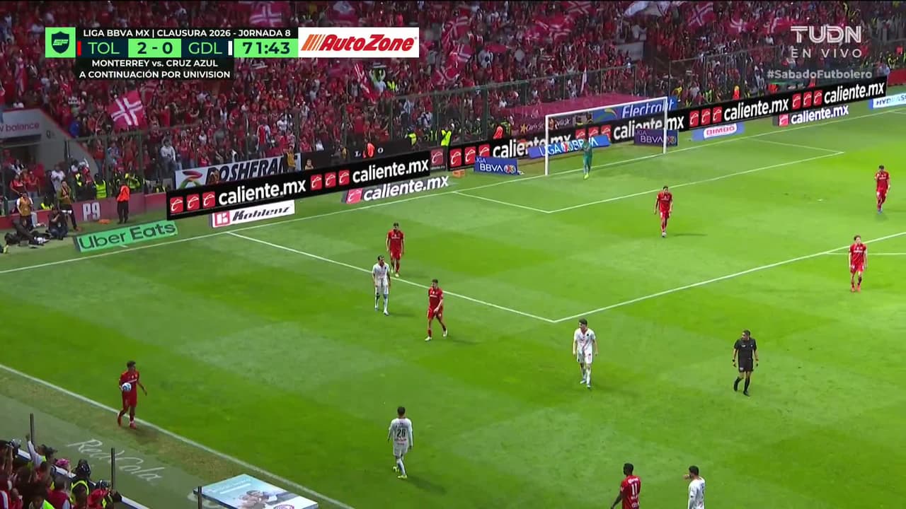 ¡TIRO ATAJADO! disparo por Roberto Alvarado.