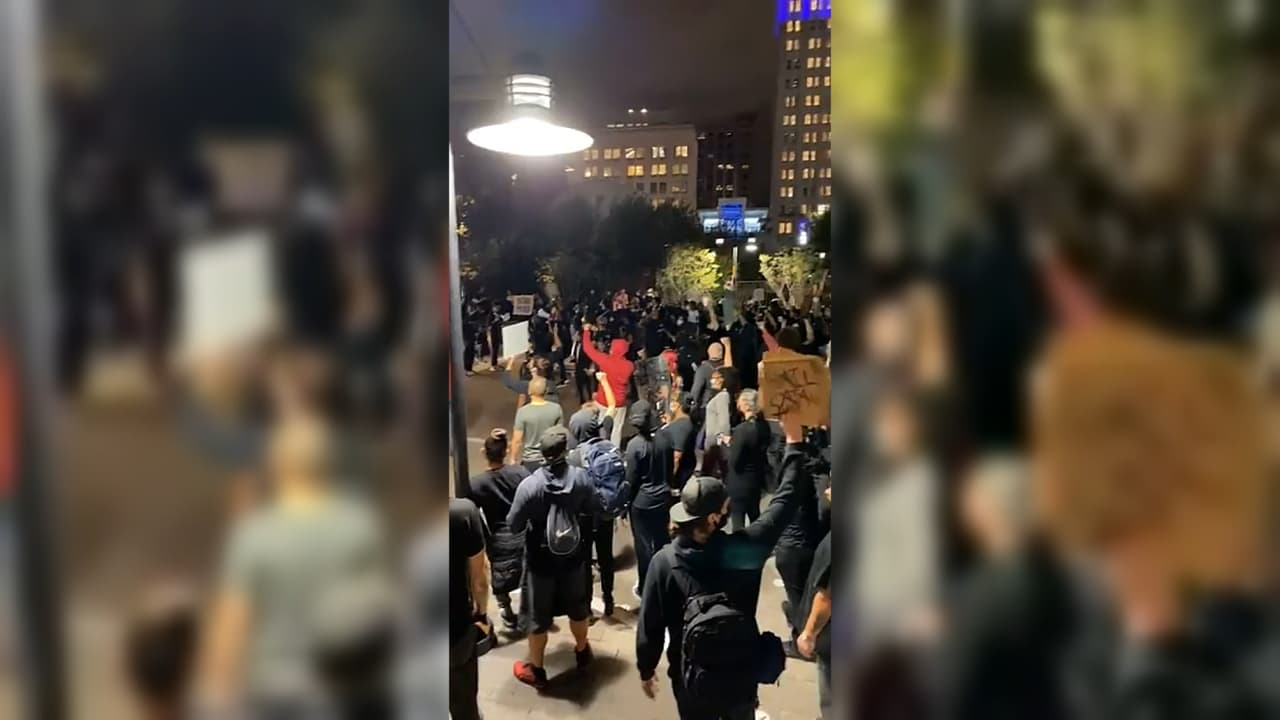 La policía de Dallas no contará con el presupuesto para pagar horas extras de trabajo a sus oficiales.
<br>