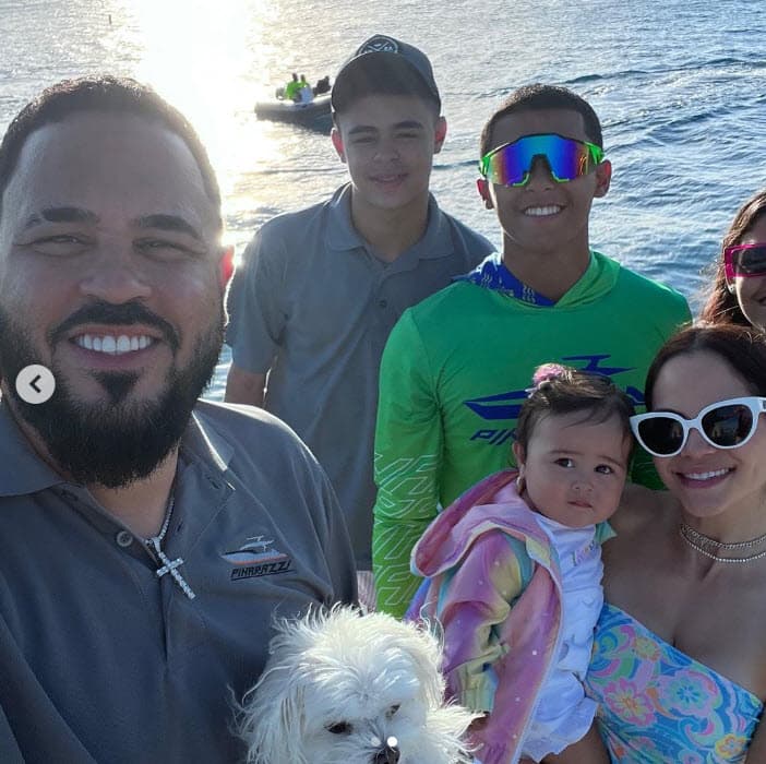 También colgó esta otra foto y en el escrito finalizó: "Los amo demasiado y les agradezco por hacerme el papá más feliz del mundo.
<b>Nos veremos pronto</b>, no pararé jamás de luchar por ustedes jamás".
<br>