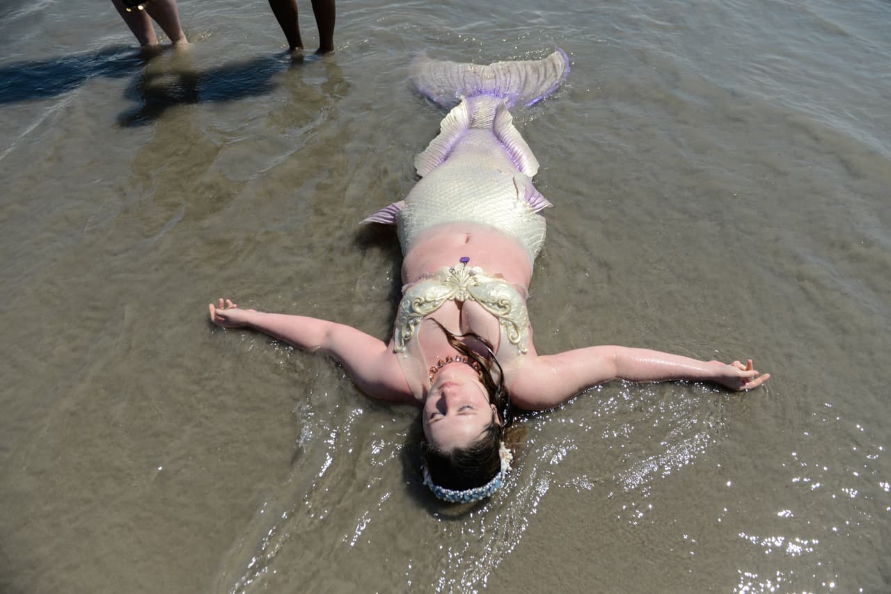 Por supuesto que las sirenas "clásicas" no faltaron al desfile.