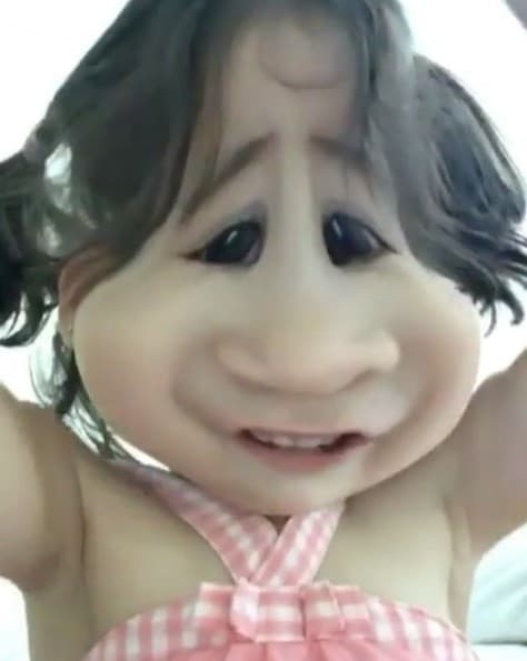 A Ana patricia le encantan los filtros de Snapchat y más cuando Baby Giulietta es la protagonista (Octubre 27, 2016)