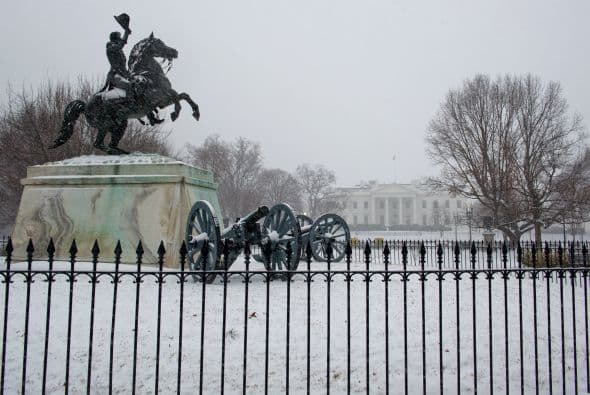 Delaware, Tennessee y otros estados declararon situaciones de emergencia.