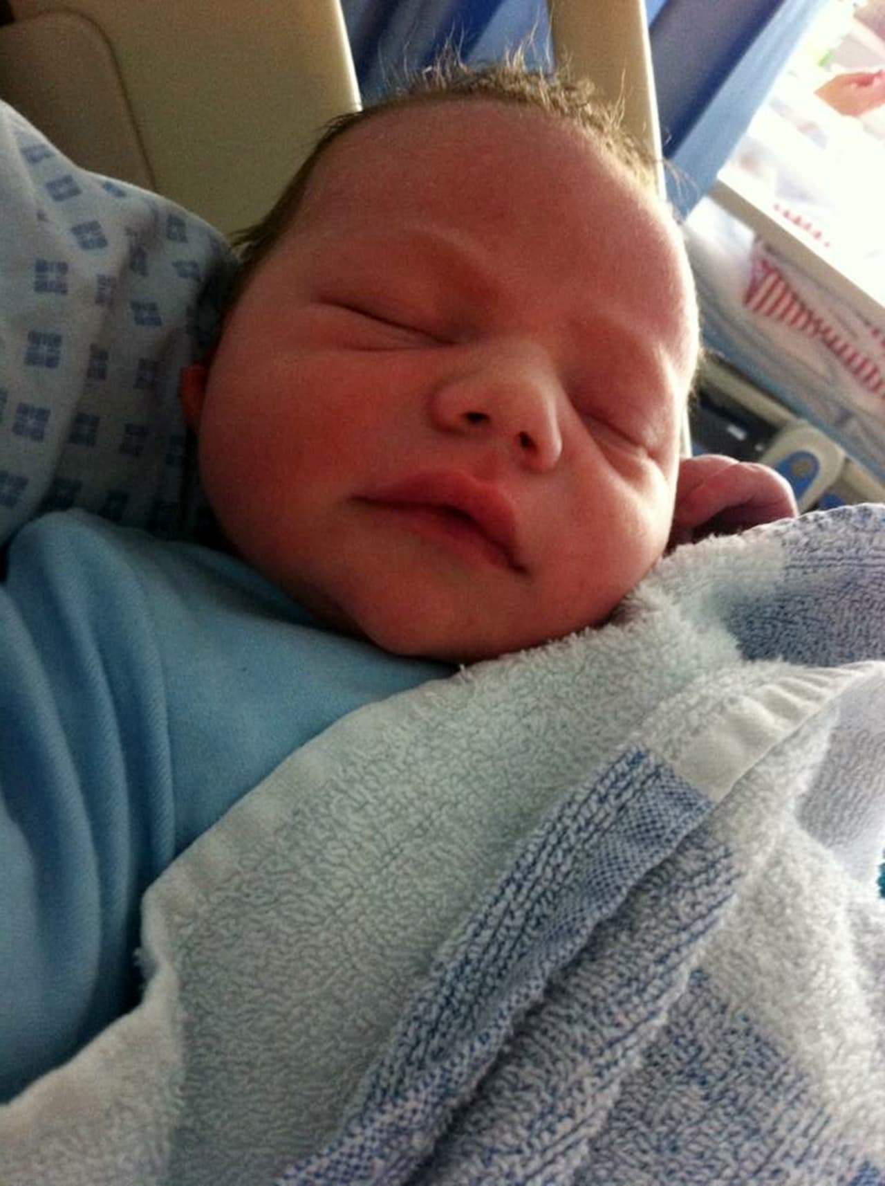 El pequeño James nació sin complicaciones, tuvo el peso adecuado, ¡y todos fueron felices!