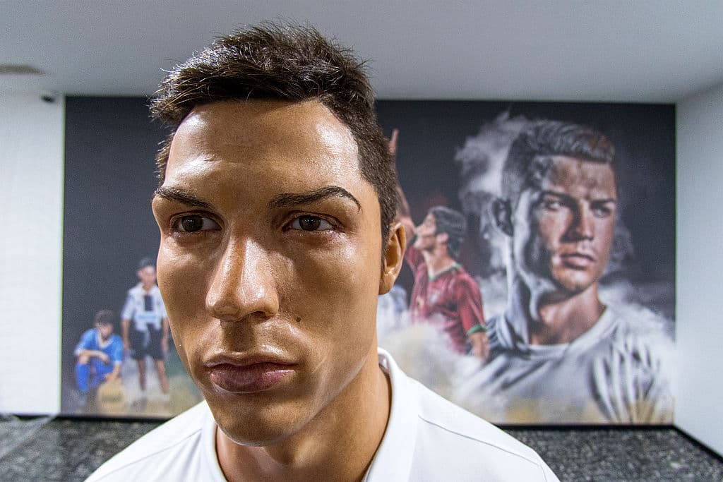 Dependiendo del ángulo, la figura de Cristiano Ronaldo recibe críticas en redes sociales, pues mientras una buena parte de los fans del futbolista se quejan de que "no se parece tanto".