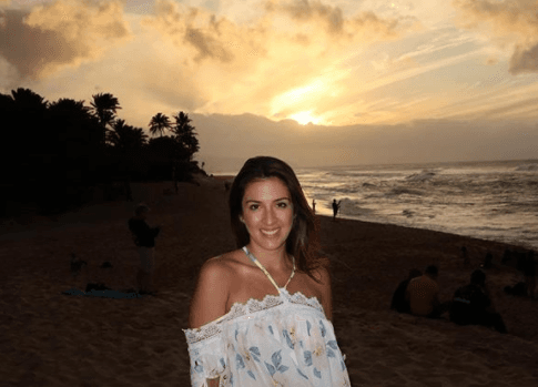 Maity Interiano viajó a Hawái y mostró este bello atardecer.