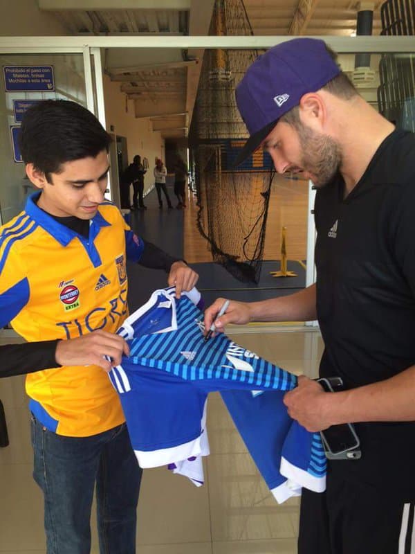 André-Pierre Gignac recibió visita de familiares