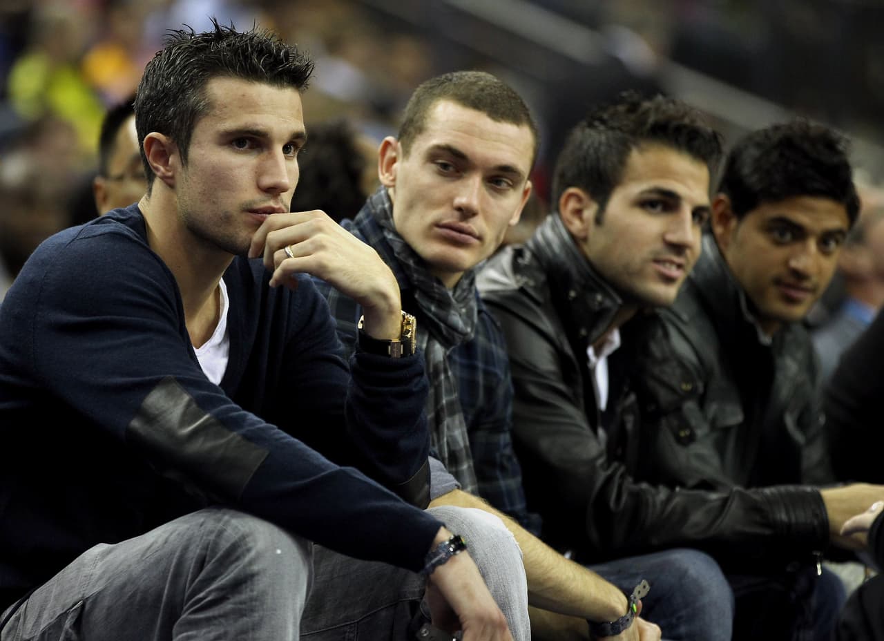 Vela compartió con jugadores que se convirtieron en grandes estrellas del fútbol mundial y que incluso brillaron en otros grandes clubes, lo que abrió las expectativas sobre su futuro.