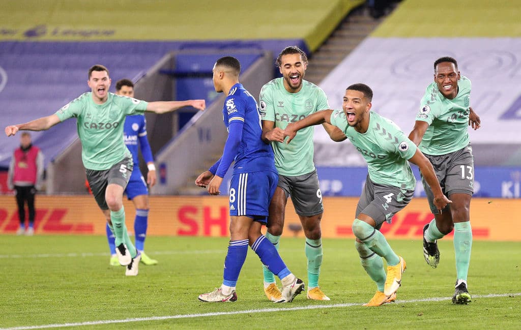 Leicester City cayó en casa ante el Everton 0-2. Los locales se quedaron con 24 unidades, mientras que los de Ancelotti llegaron a 23 y se acercan a zona de Champions.