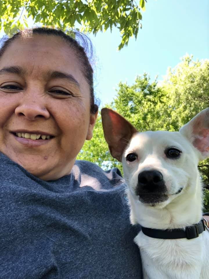 "Aqui con mi chiquillo, el dia de sus vacunas". Diana de la Cruz