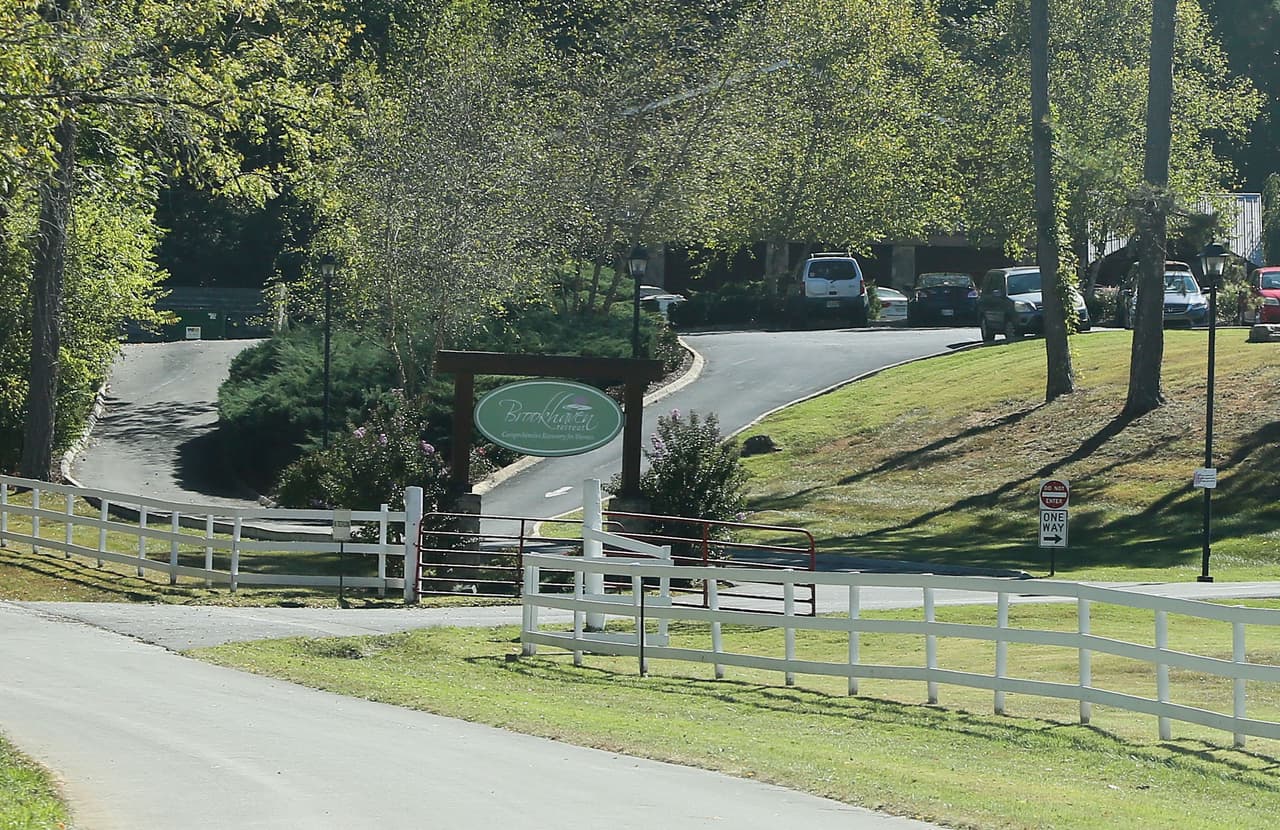 Un vistazo al centro de tratamiento donde está la cantante y actriz.