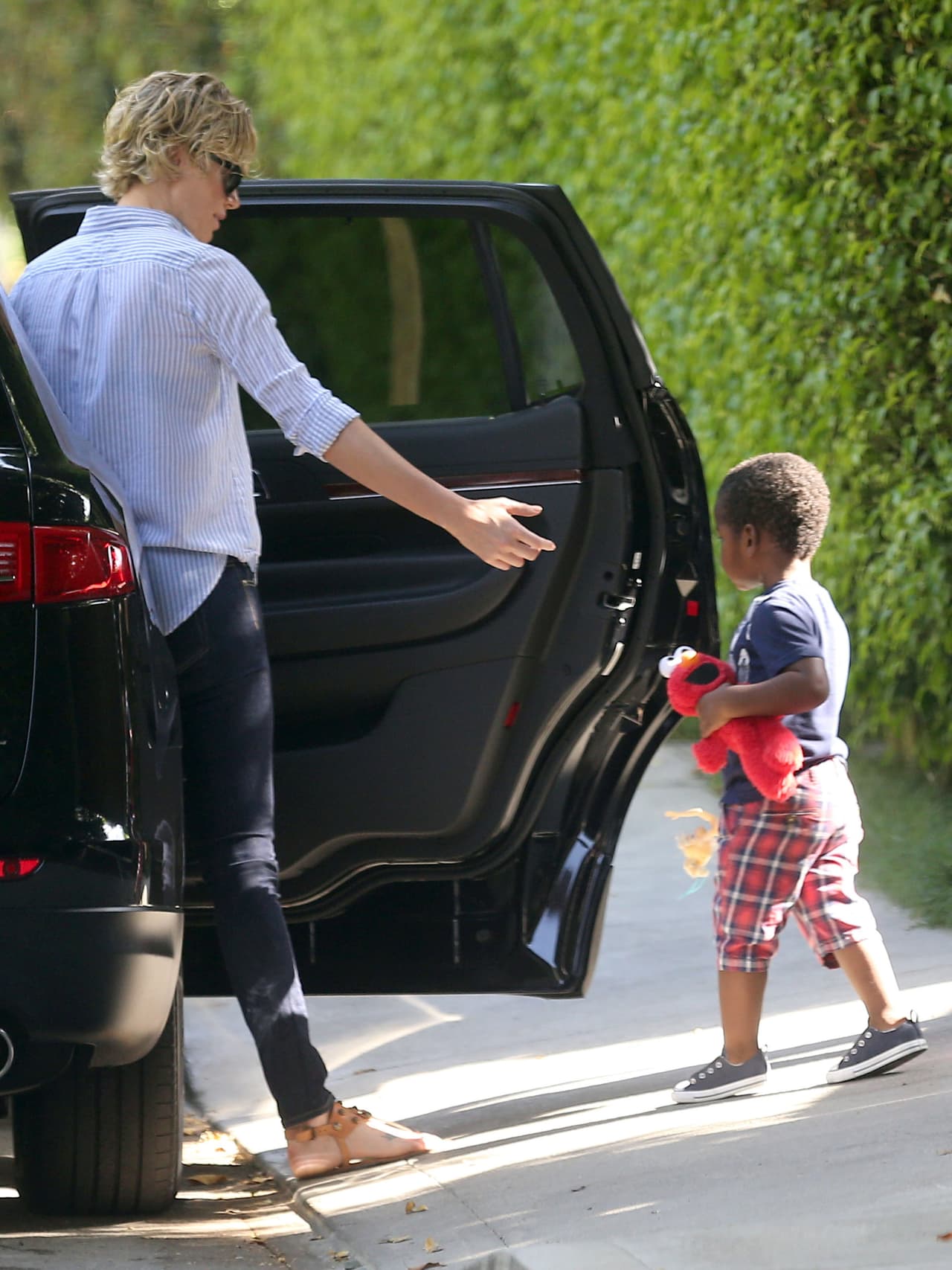 Se rumora que fue una infidelidad por parte del actor lo que llevó a Charlize a cortar de manera definitiva con Sean.