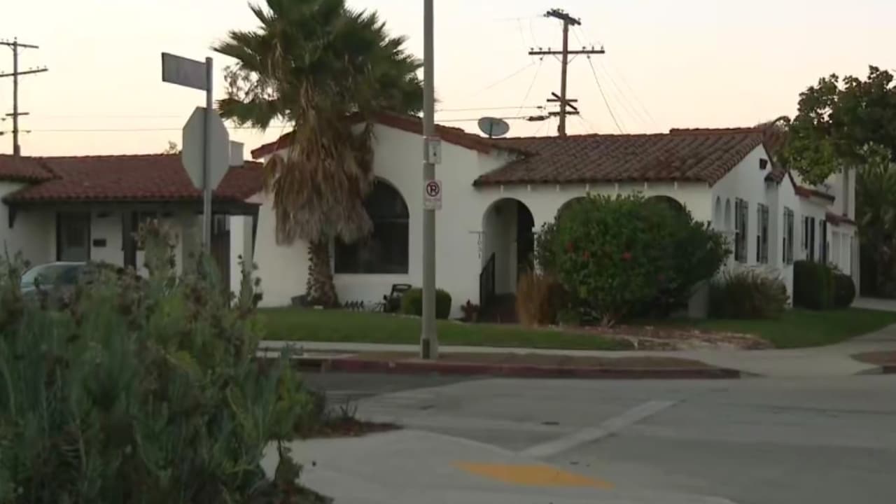 Ola de calor causa apagones en Los Ángeles y amenaza la red eléctrica