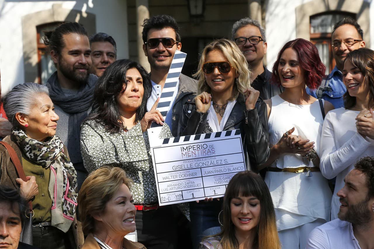 Ahora, el actor se embarcará en una nueva historia llena de suspenso e intrigas, y no se detendrá en su búsqueda por la verdad, donde tal vez también encuentre el amor. Disfruta el gran estreno de Imperio de Mentiras este lunes 21 de septiembre a las 9P/8C por Univision.