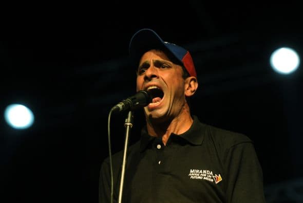 Capriles, del partido Primero Justicia, fue reelecto con 50.35 por ciento de los votos ante 46.13 por ciento del ex vicepresidente, Elías Jaua, que aspiraba a gobernar Miranda por el oficialista Partido Socialista Unido de Venezuela (PSUV).