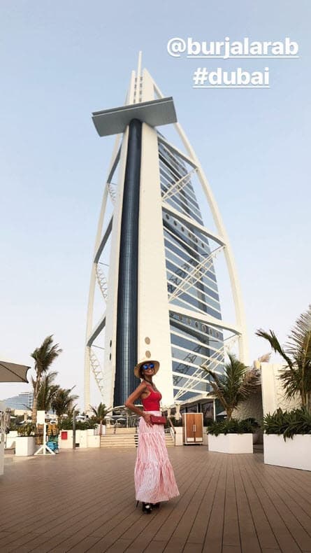 Este hotel es el único con siete estrellas en el planeta, por eso es muy lujoso.