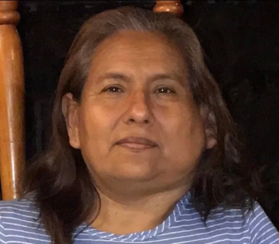 La abuela mexicana, Alicia Abundio, llegó a Estados Unidos de Acapulco hace 25 años y
<b> nunca imaginó tener que padecer el dolor que desde 2018 ha estada sufriendo</b>, sin que pueda encontrar una cura que la reconforte. 
<br>