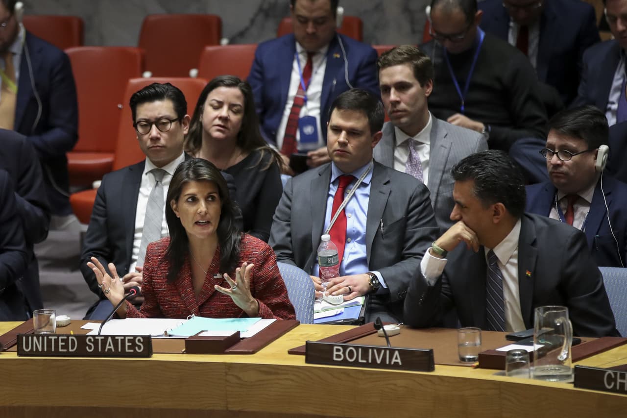 Estados Unidos y Rusia chocan en la ONU por el supuesto ataque con armas químicas en Siria