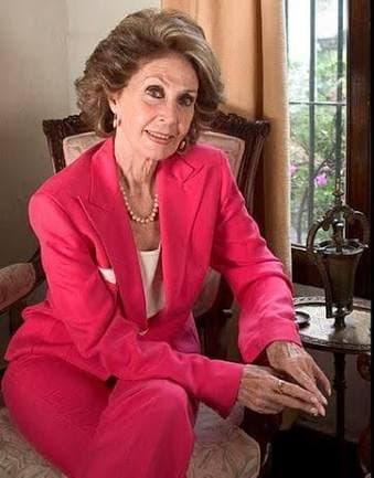 Tras retirarse para criar a dos hijas, Rosita volvió brevemente a la televisión para actuar en telenovelas y series. Actualmente disfruta las bondades del retiro al lado de su segundo marido, René Parlange.