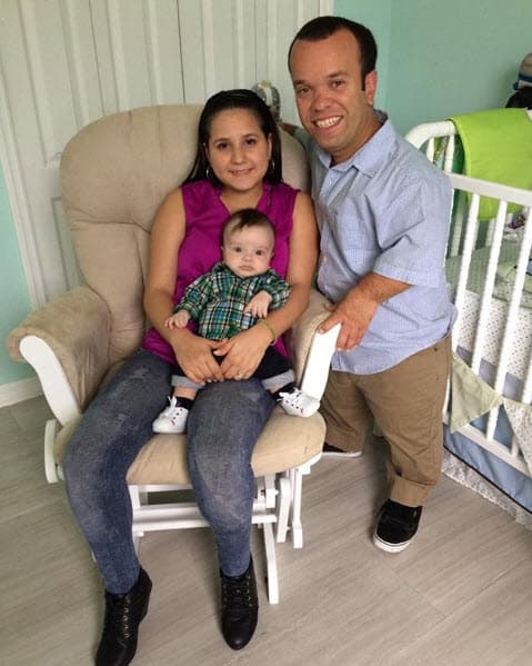 Desde hace 5 años Carlitos está enamorado y ya formó una familia al lado de Silvia y su hijo Sebastián, quien cumplirá dos años el próximo mes de enero.