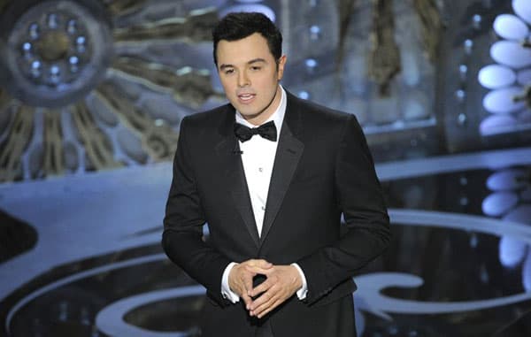 El comediante Seth MacFarlane, creador de la serie 'Family Guy', fue maestro de ceremonias en la entrega del Oscar en 2013 y durante la transmisión en vivo, a la hora de presentar a las nominadas a mejor actriz de reparto, dijo: "Felicidades, señoras. Una de ustedes ya no tendrá que fingir que encuentra atractivo a Harvey Weinstein". Aunque se interpretó como una broma, MacFarlane dijo en 2017 que en realidad hablaba lo más en serio posible, dadas las circunstancias y que él, como muchas más personalidades en Hollywood, estaba al tanto de la reputación de la cabeza de Miramax.