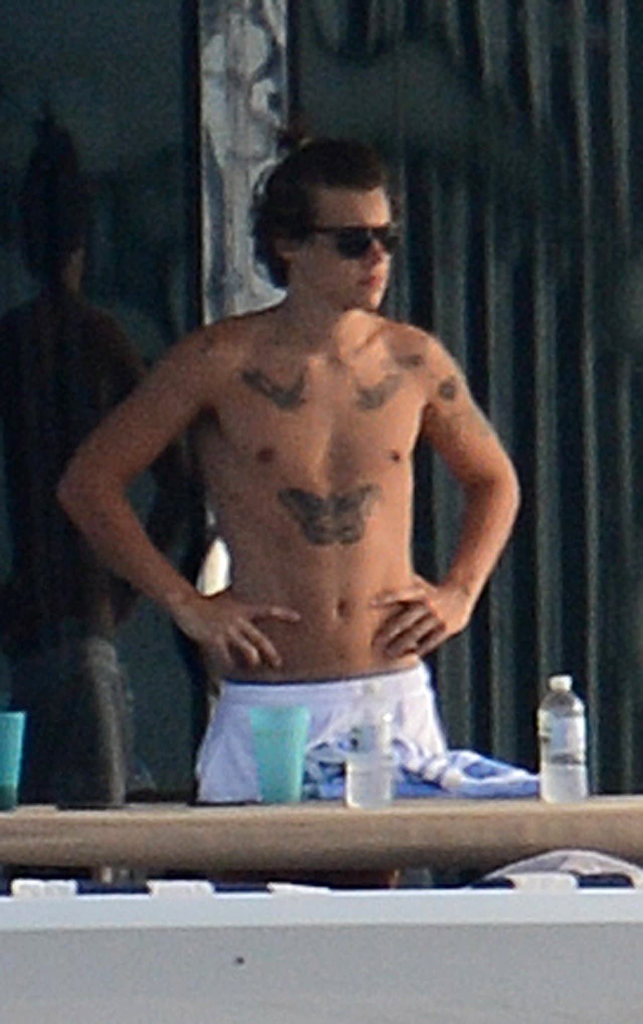 "Pasaré de ser cantante a agente inmobiliario. Me gustan las casas pequeñas porque siempre puedes decir que son 'románticas'", dijo al sitio mencionado.