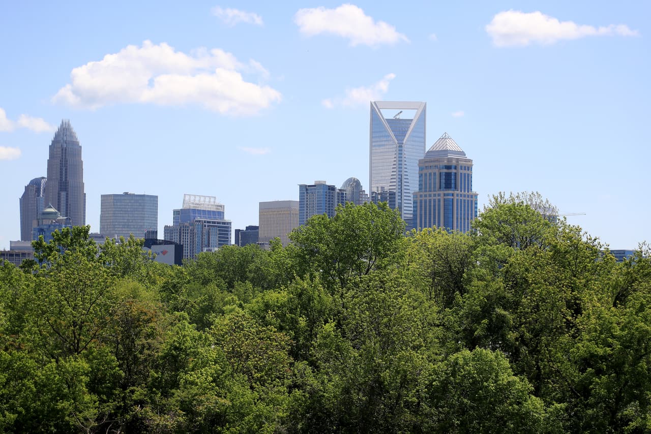 <b>Charlotte-Concord-Gastonia:</b> El condado de Mecklenburg es la jurisdicción con más casos de coronavirus en Carolina del Norte. Según el último reporte, más de 17,800 contagios han sido confirmados en esta localidad.