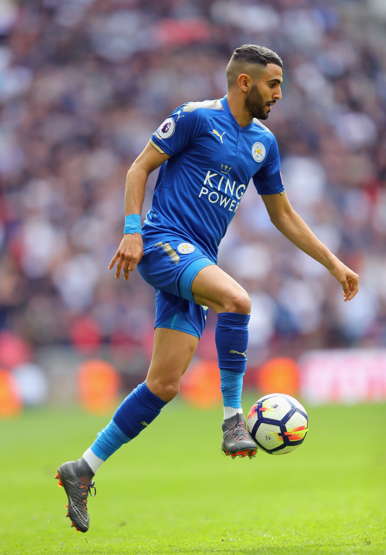 Todo está listo para que Riyad Mahrez deje el Leicester City para unirse al poderoso Manchester City de Pep Guardiola.