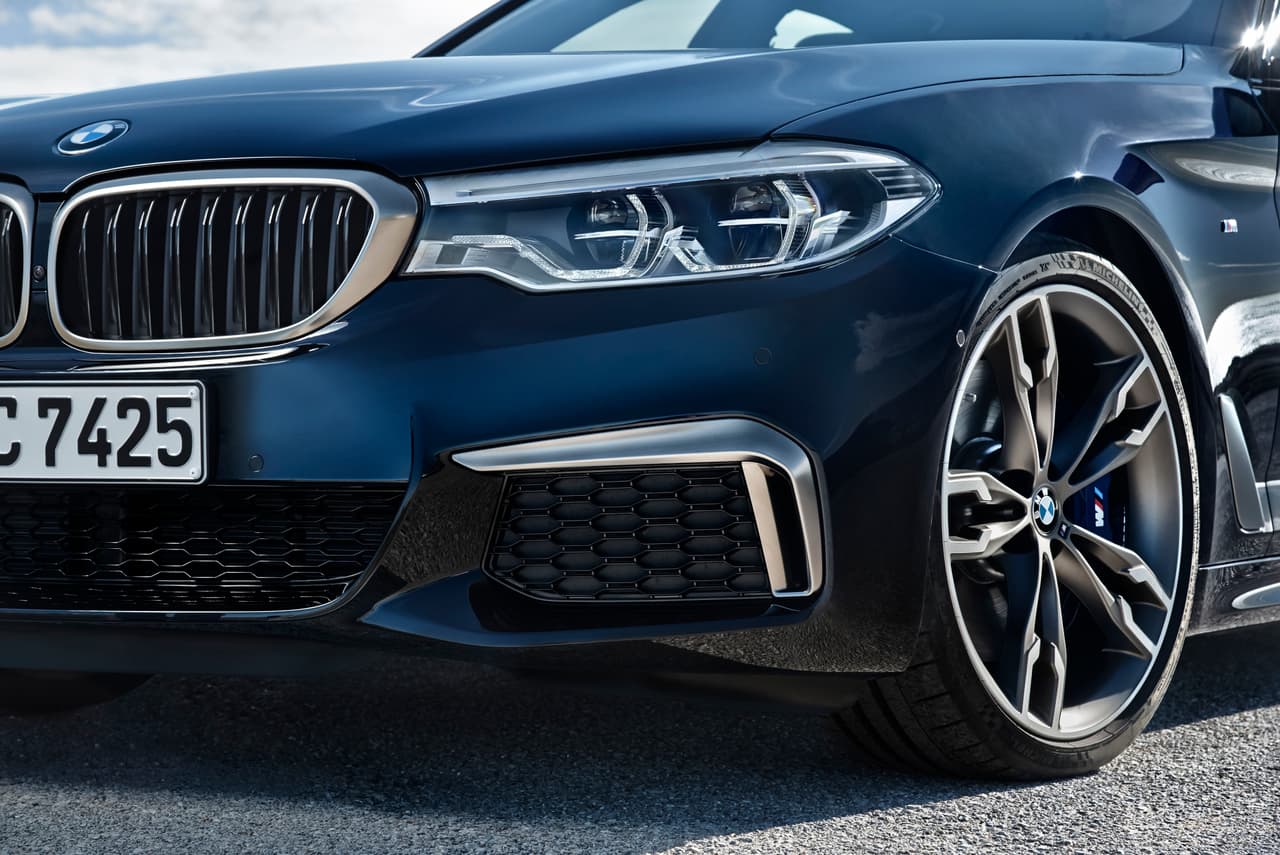 BMW M550i xDrive