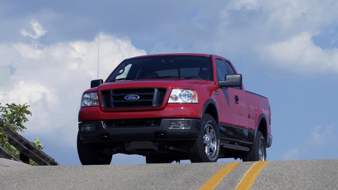 <h3 class="cms-H3-H3">3. Ford F-150 2006</h3>
<br>El vehículo más vendido en Estados Unidos conquista el primer puesto como la pickup más robada de 2018, y el tercero más robado en el país. La dudosa distinción cayó en el modelo 2006 perteneciente a su popularísima décima primera generación, con 
<b>35,105 unidades robadas</b> en 2018.