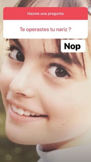 Incluso, Navarrete respondió a la misma pregunta compartiendo una imagen de cuando era pequeña para dejar evidencia de que su nariz es natural.