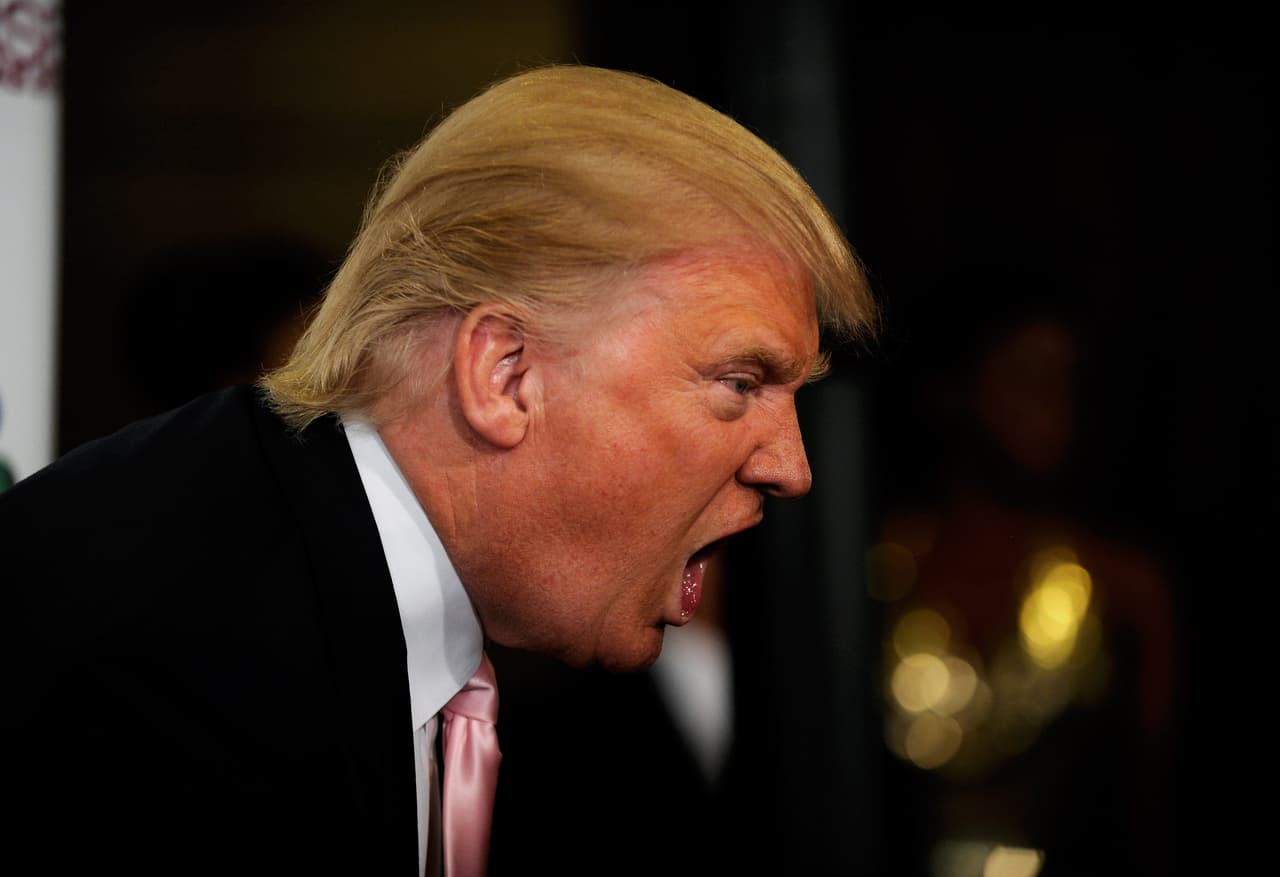 Mercados de valores se desploman ante la posibilidad del triunfo de Donald Trump